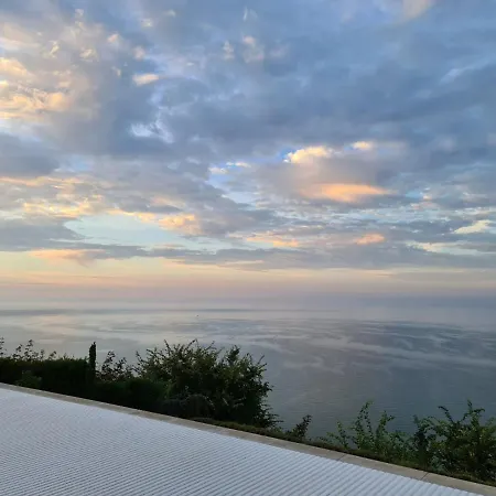 Tatalia, * Bozhurets