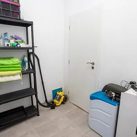 Villa Tatalia, Bozhurets