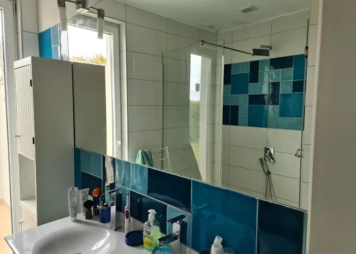 Tatalia, Луксозна вила *